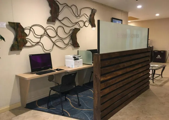Crowne Plaza Ventura Beach By Ihg