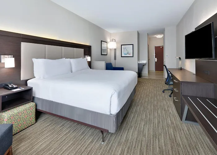 Holiday Inn Express & Suites Dallas - Duncanville By Ihg