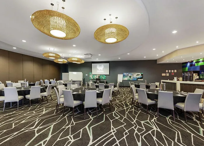 Mercure Melbourne Caroline Springs