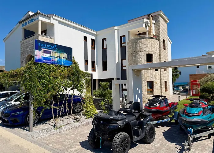 Blue Star Apartments