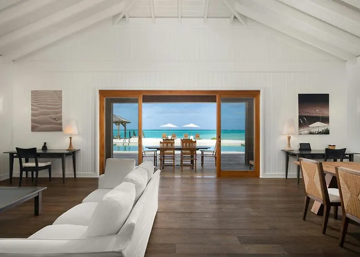 Como Parrot Cay