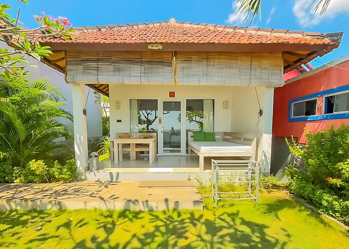 Solaluna Beach Homestay