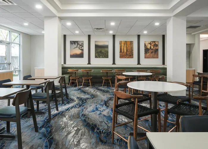 Fairfield Inn And Suites Cleveland