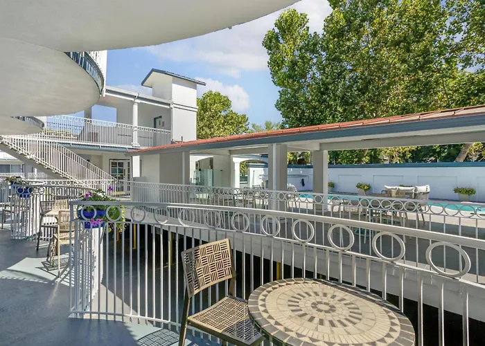 Best Western Plus Riviera