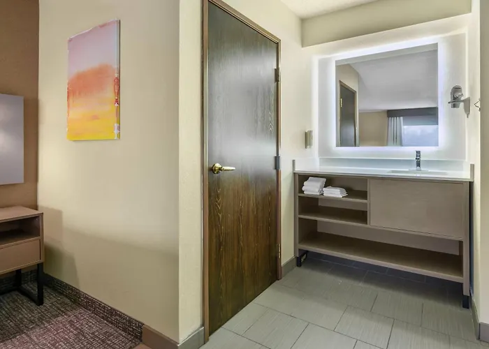 Comfort Inn & Suites Butler