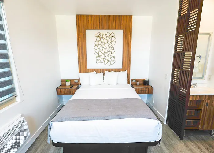 Urban Boutique Hotel- Little Italy, Downtown San Diego