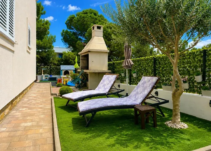Apartments Elvira