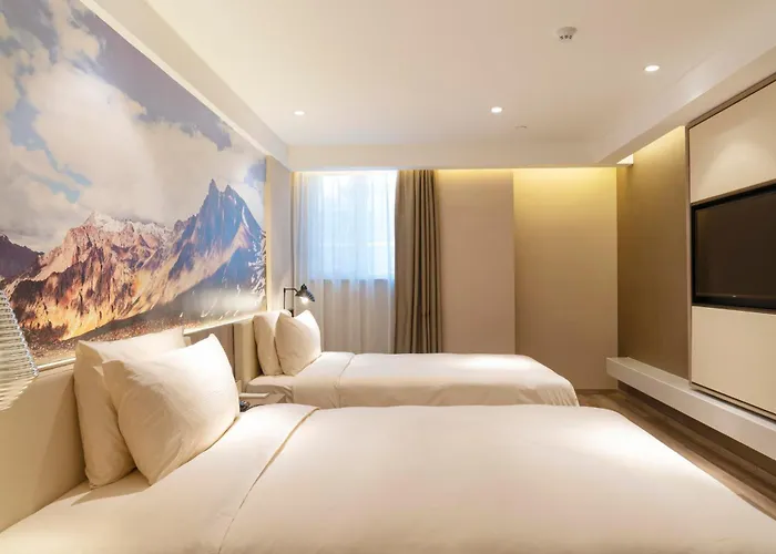 Atour Hotel