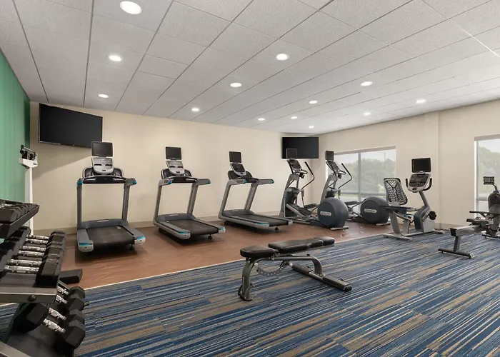 Holiday Inn Express & Suites - Staunton By Ihg