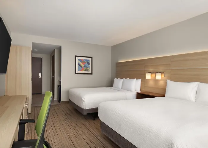 Holiday Inn Express & Suites - Staunton By Ihg