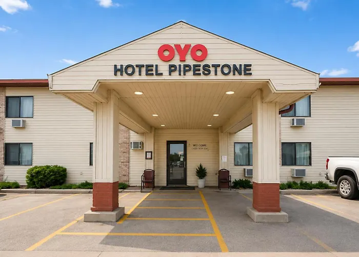 Oyo Hotel Pipestone Mn, Canterbury Park