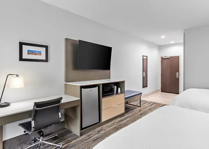 Holiday Inn Express & Suites Choctaw - Oklahoma City East By Ihg