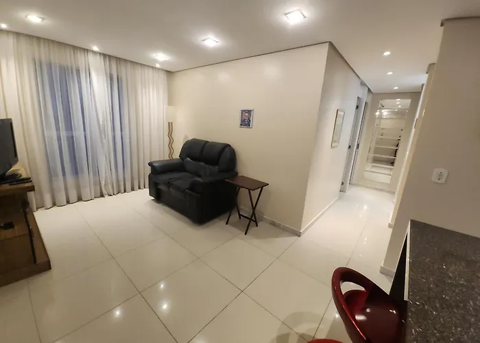 Apartamento Tranquilo Próximo ao Aeroporto. Sem taxa de limpeza