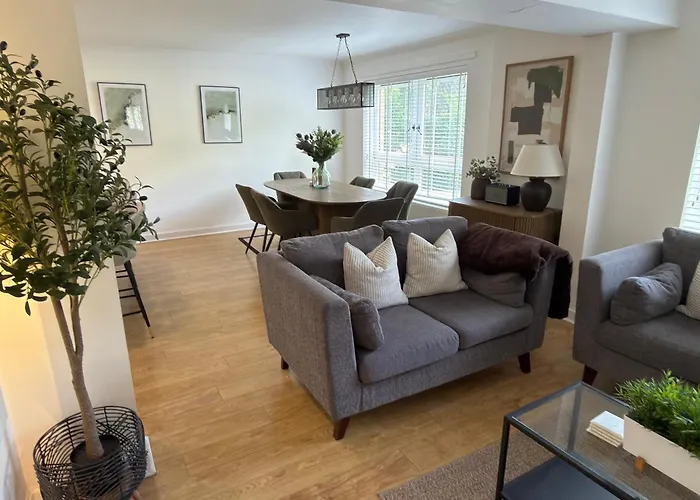 Lux 2 Bedroom Ground Floor Apartment