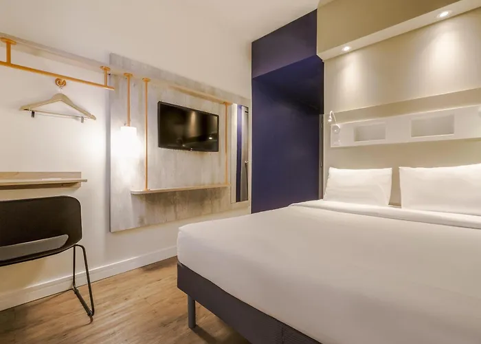Ibis Budget Farroupilha