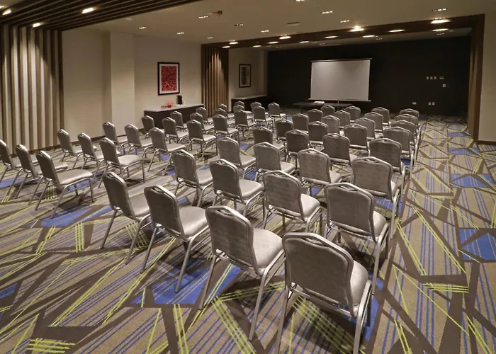 Holiday Inn Express - Monterrey - Fundidora By Ihg