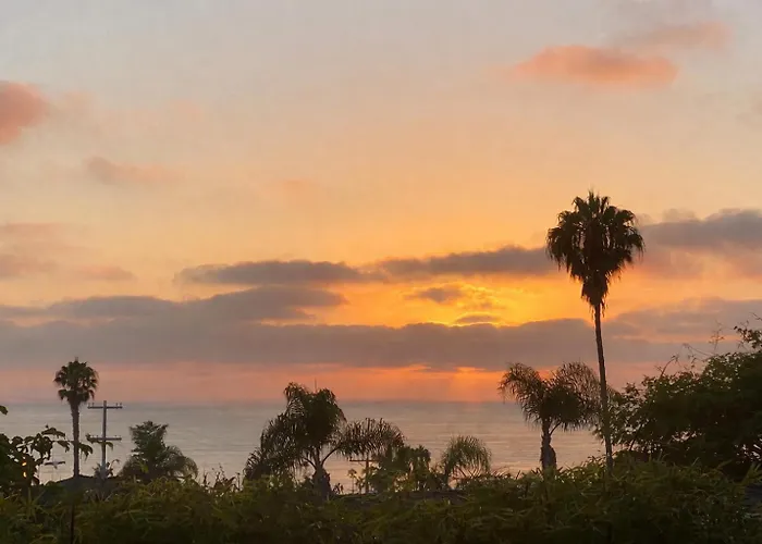 Point Loma Sunset Oasis - Ocean Views & Fire Pit