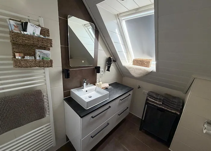 Ferienwohnung Haus Moorblick mit Garten in Kanallage