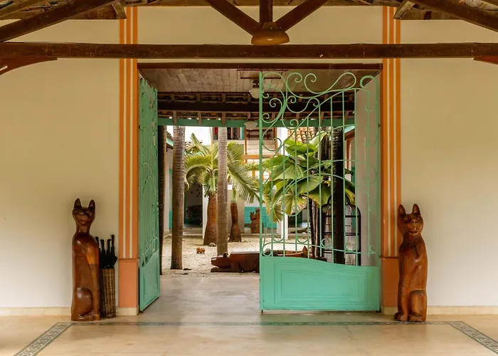 Casa Brasileira - Hotel Galeria