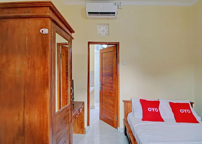 Oyo 92952 Nirmala Guest House