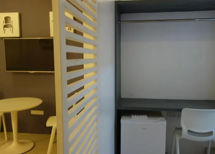 Hotel Monde