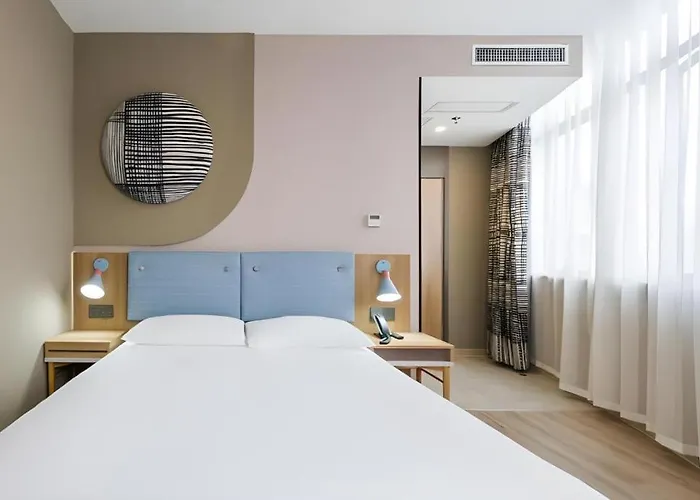 Home Inn Neo Zhuji Zhejiang Agriculture And Forestry University