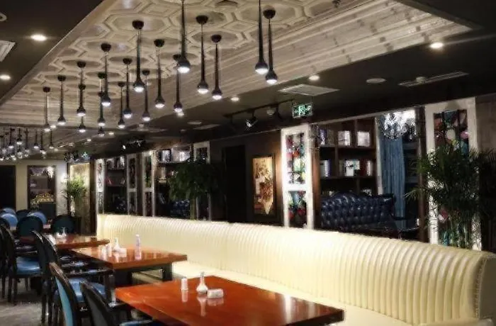 James Joyce Coffetel Golmud Huaxing Plaza Branch