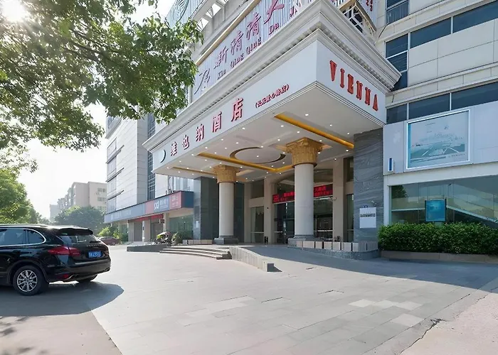 Vienna Hotel Fuzhou Changle Zhenghe Metro Station