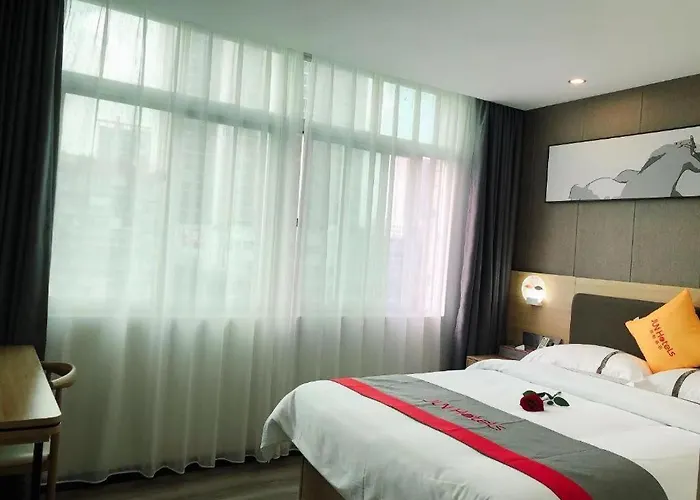 Jun Hotel Guangdong Zhanjiang Xiashan South Railway Station