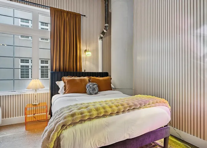 Large Studios, 1Br, Free Parking Gym, Game Room