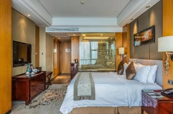 Zhangjiagang Zhonglian Gdh International Hotel