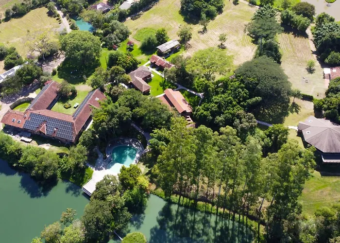 Sítio Pé na Terra - Retiros e Hospedagens