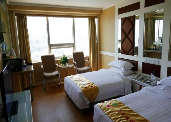 Jinan Yuquan Simpson Hotel