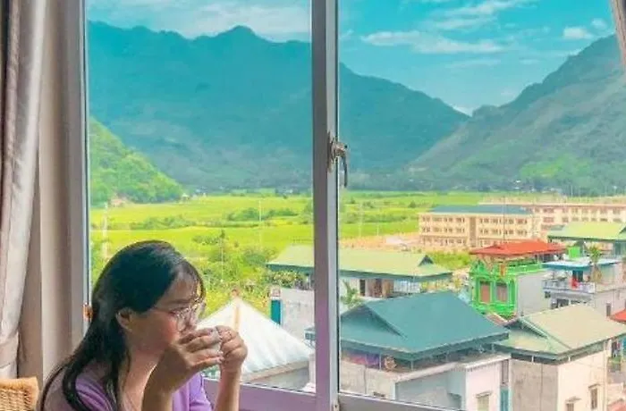 Ngoc Bach Hotel