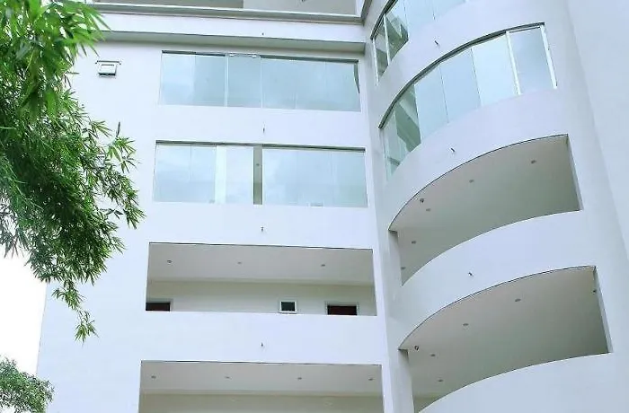 Ngoc Bach Hotel