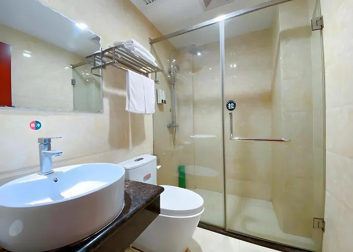 Greentree Inn Hanzhong Railway Station Beiyihuan Road Express Hotel