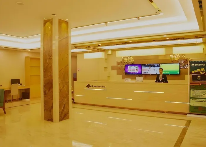 Greentree Inn Qingyuan Qinghe Avenue Branch