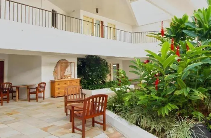 Wyndham Royal Sea Cliff Resort