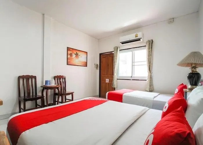 Oyo 654 Samanmit Inn Hotel