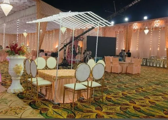 Hotel Shyam Prakash Lawn