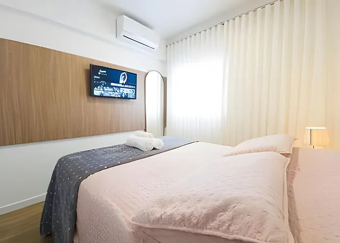 FLY 712 - Apartamento próximo à USP - Shopping - Aeroclube