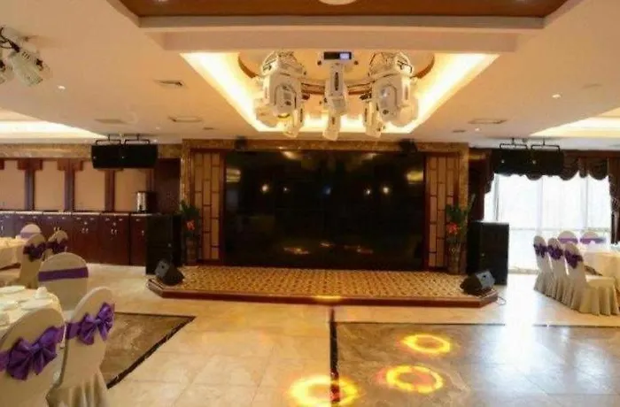Manhatton Hotel Beihai