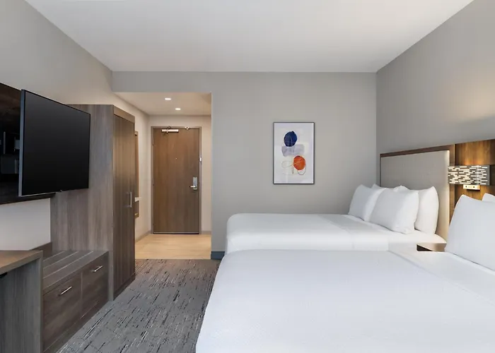 Holiday Inn Express & Suites Steamboat Springs By Ihg