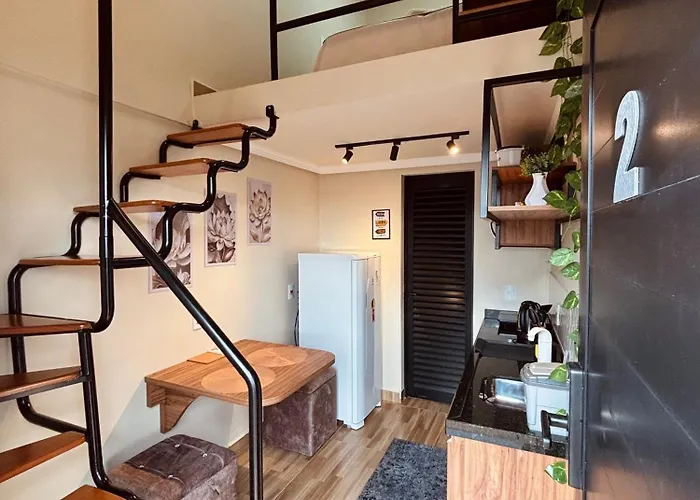 LOFT SMART, MINI-CASA, colchões com massagem, mobiliado e aconchegante
