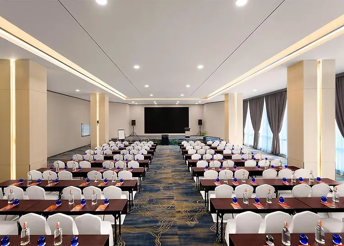 Harris Hotel & Suites Nagoya Batam