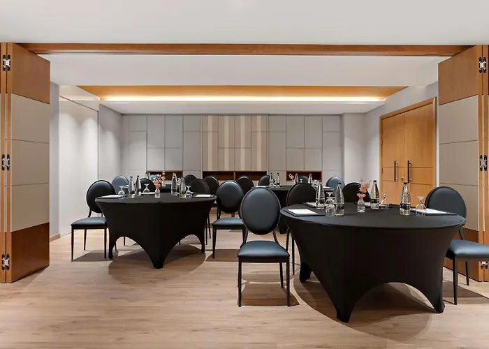 Mercure Abu Dhabi Downtown
