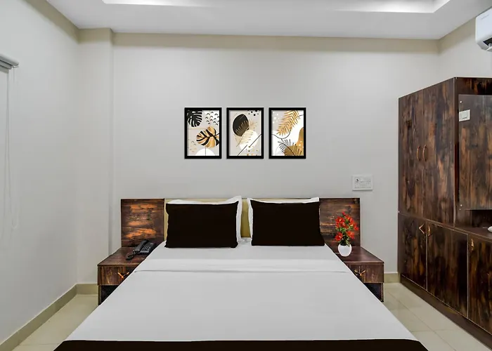 Townhouse Kurnool Bus Terminal Formerly Hotel Lakshmi Pride