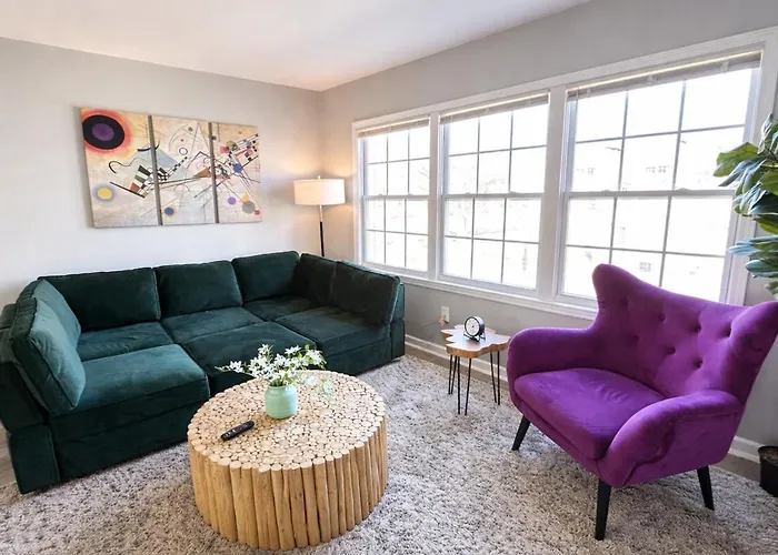 Cozy Birmingham Retreat With Parking Near Uab & Vulcan Park