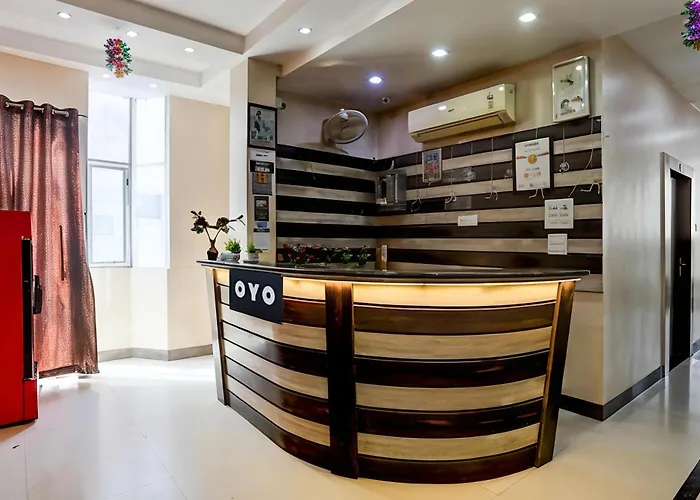 Hotel Swarat By Trustay