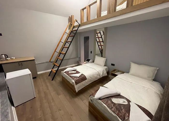 Sosyete Otel